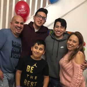 Meet your Posher, Blanca r.